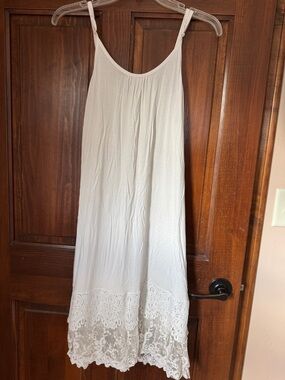 White Lace Hem layering cami